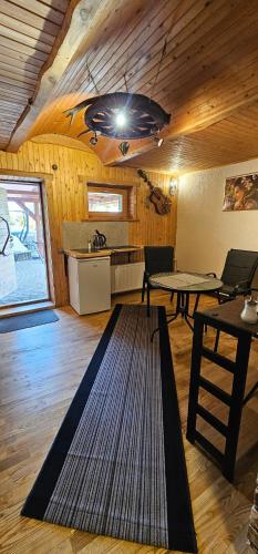 Dīva (Diva) in Pavilosta