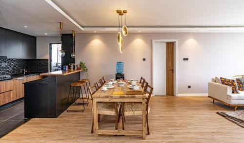 طعام و مشروبات, Volaire Luxury 2-Bedroom, Rooftop Swimming Pool, Gym, Workspace - Wonderiss Homes Westlands Living in سبرينج فالي