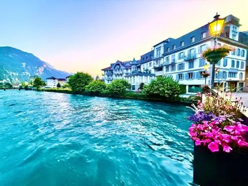 Oldtown central - amazing views in Unterseen, Schweiz