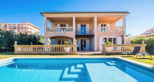 Villa image 3