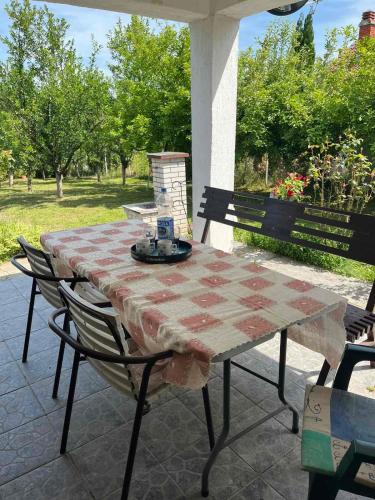 Vikendica Mali Pozarevac in Mala Ivanča