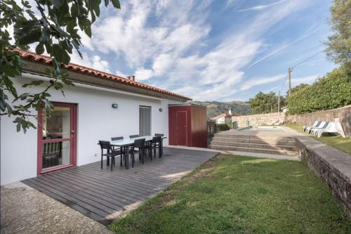 Casa de Vilar by Quantique in วีลาร์