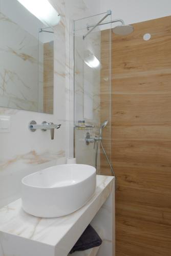 Hotel Sofia – Apollonia, UT