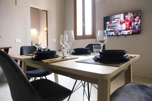 로마 Rome, very central 2 bedrooms 4 beds 4성급 싱글룸 레스토랑