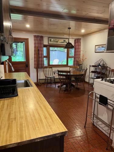 West Bay Hideaway in Big Moose (NY)