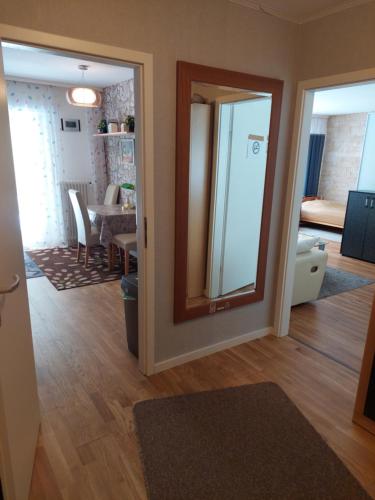 2-Zimmerwohnung, 80qm mit Terrasse und großem Garten bei Frankfurt am Main in Bad Vilbel