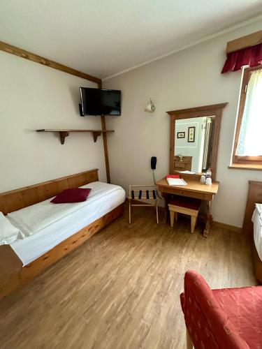 Hotel Garnì Il Cirmolo 3