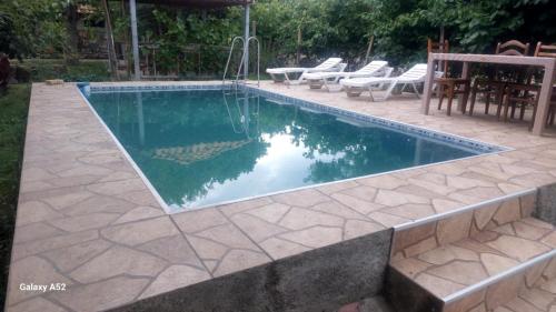 Nona Guest House in Κβάρλις