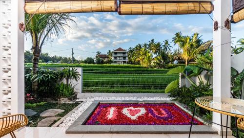 Putih DCarik Ubud