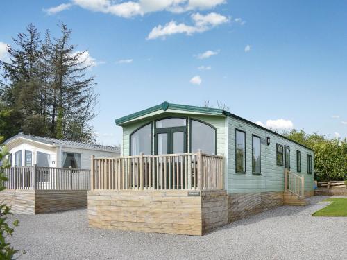 Uk47339 - Evergreen