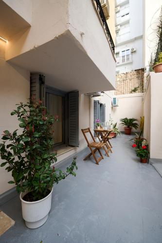 Panos City Apartment - Private parking for motorcycles, Athens (photo 8)