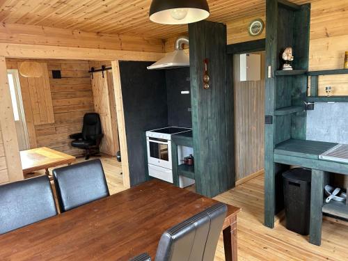 House Nordkapp Fishing Adventure in Хоннінгсвог