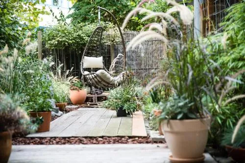 Gartenzimmer in Atelierwohnung in Köln, Deutschland