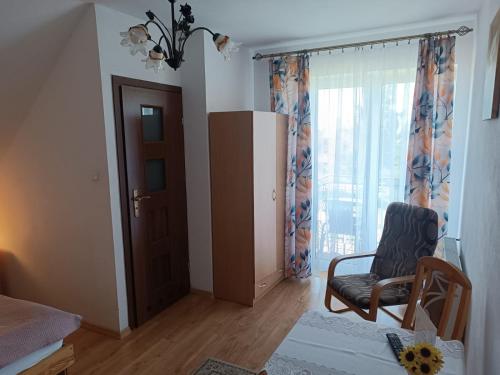 Double Room with Balcony image 10