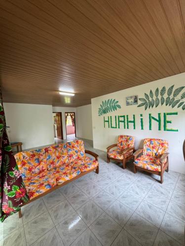 Mitiana Lodge Huahine in ฮัวฮีเน อิตี