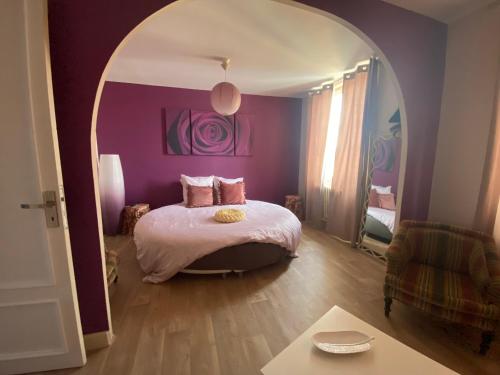 Chambres d’hôte au Chapeau Claque Cabaret (Chambres d’hote au Chapeau Claque Cabaret) in Геньйон