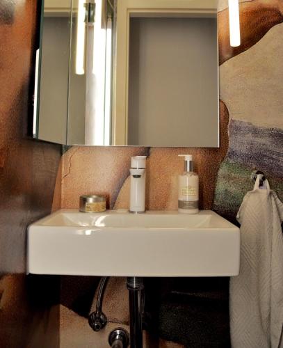 Zimmer in Atelierwohnung, Кёльн (фото 10)