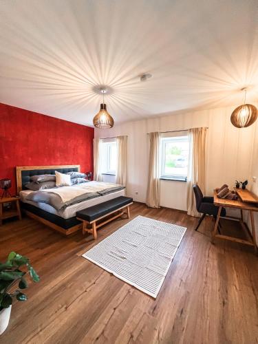 Deluxe-Wohnung in Wasserburg Bahnhof - 94m2 - Smart TV - Terrasse - NEU in Wasserburg am Inn