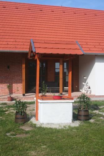Malomkő Apartman - image 4