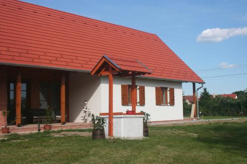 Malomkő Apartman - image 12