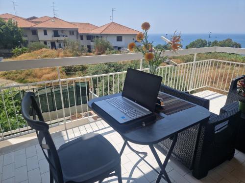 Akis, terrazza sul mare, Aci Castello (fotografie 6)