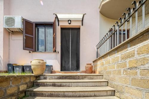 La Dimora Etrusca - Patio Privato - 600m dal Lago in Capodimonte (Viterbo)