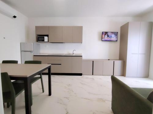 Modernly equipped apartment with balcony in Bibione