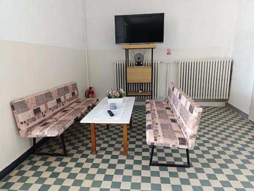 Seadmed, Dům pro hosty (Dum pro hosty) in Prelouc