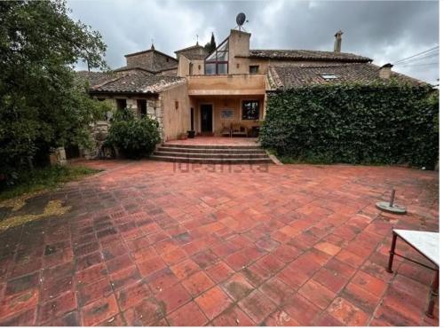 La Casona del Pirón (La Casona del Piron) in Torreiglesias