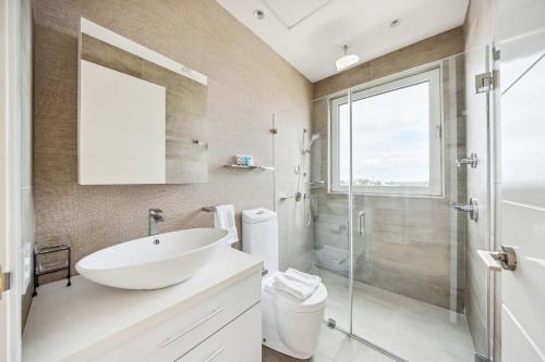 Two-Bedroom Apartment image 8