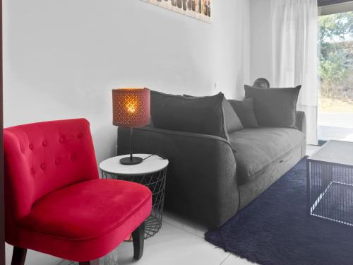 Studio BAROK proche autoroute, plages et attractions, Wifi - TV, calme in Bessan