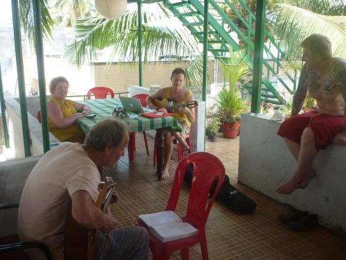 Jojies Homestay Fortkochi - image 3