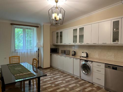 TAGANI Guest Rooms in Martuni