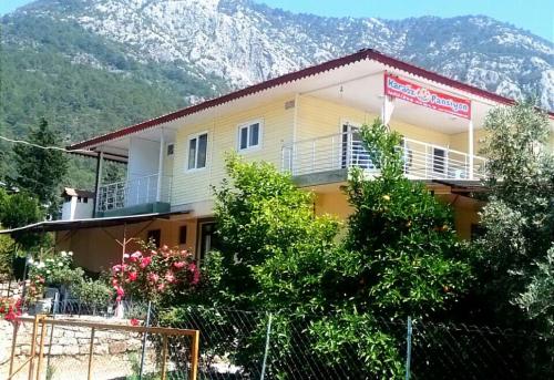  Karaöz Pansiyon, Unterkunft in Karaoz