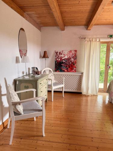Rävåkra Bed & Breakfast - image 7