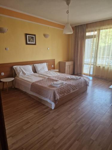 Family Hotel ADIA BLUE 5