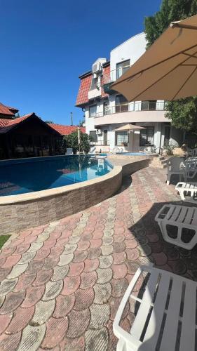 Семеен хотел Свети Петър, 