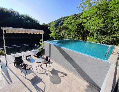 Jablanica villa with pool in Jablanica