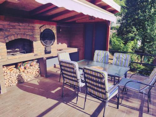 Jablanica villa with pool in Jablanica