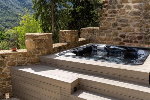 Medieval Castle Girona Year XII in 聖米克爾德坎普馬賀爾