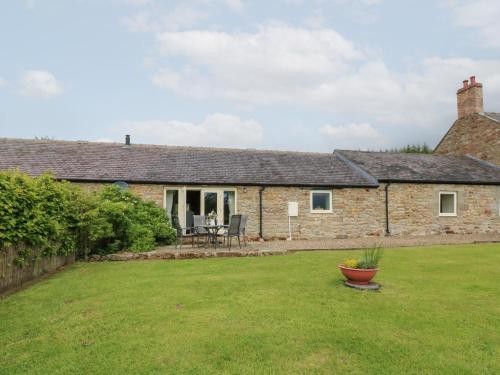 Shepherds Burn Cottage - image 14