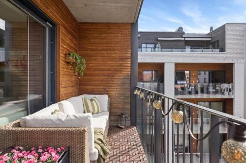 ระเบียง/ชานเรือน, Vollebekk, close to nature and downtown in บเจิร์ก