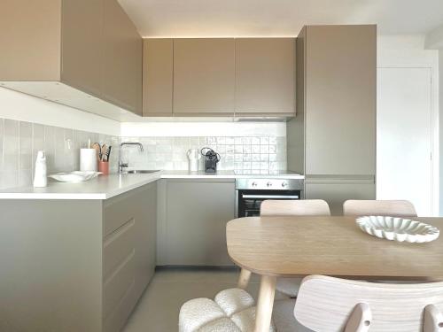 Kitchen, Exceptional - Sea View - 6 People - Air Conditioning - Parking in Agay