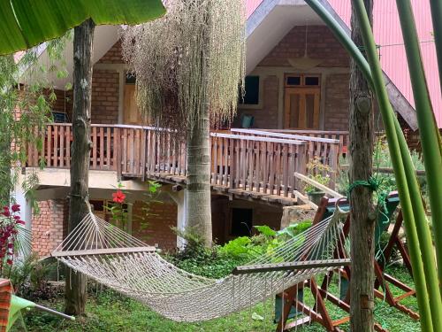 David Crater Homestay