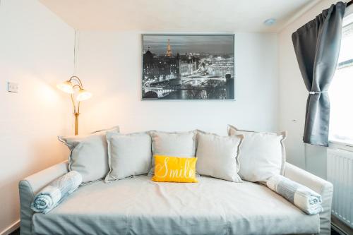 Family & Group Stay in Manchester - Free Parking, Manchester (Foto 6)