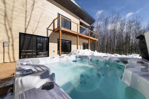 Chalet LUMI in Petite-Riviere-Saint-Francois (QC)