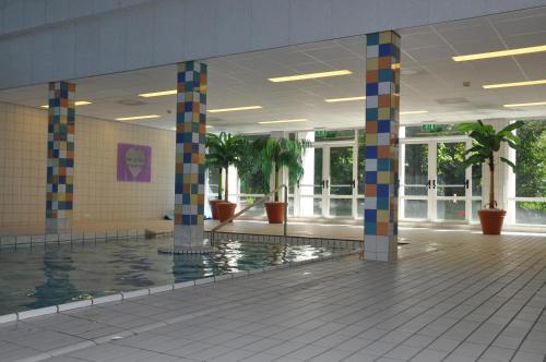 Swimming pool, Hotel Spelderholt in Beekbergen