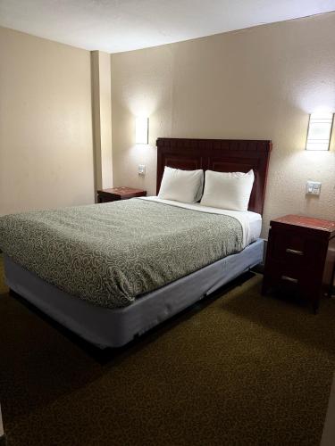 Economy INN – Portland, OR