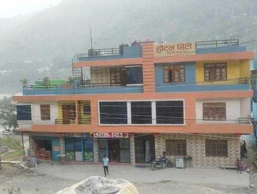 Hotel City in Mahakali