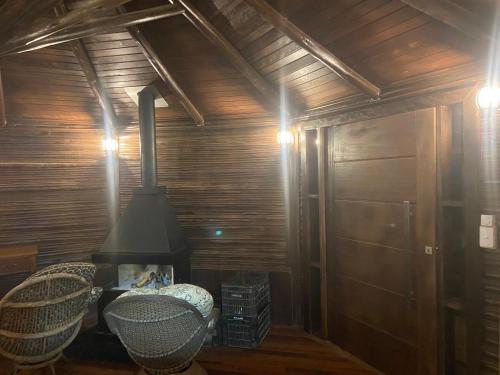 Chalé das Arapongas Santuário Bellatrix (Chale das Arapongas Santuario Bellatrix) in Campina Grande Do Sul